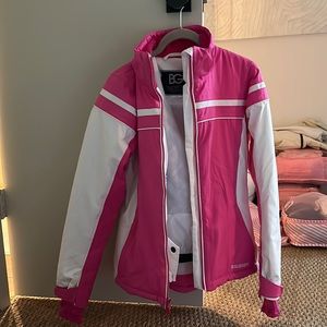 Boulder Gear pink puffer with detachable hoodie